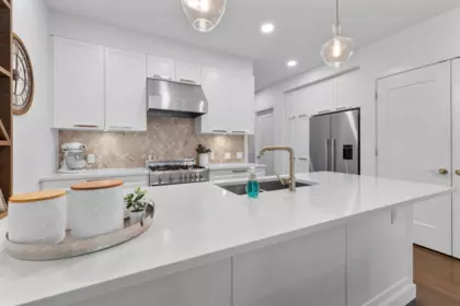Kitchen Photo of 309 33540 Mayfair Avenue, Abbotsford, BC