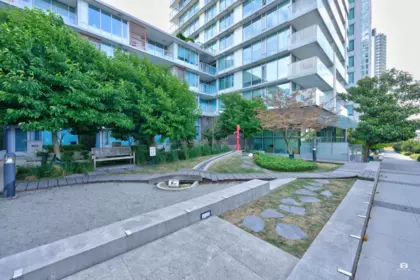 1706 8031 Nunavut Lane, Vancouver, BC, Vancouver — Apartment/Condo for sale
