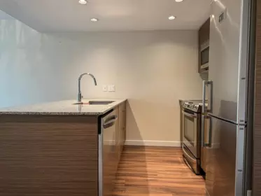 Kitchen Photo of 321 135 E 17th Street, North Vancouver, BC