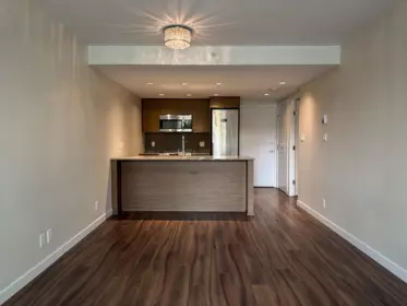 321 135 E 17th Street, North Vancouver, BC, North vancouver — Apartment/Condo for sale
