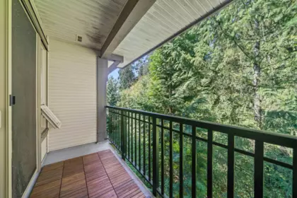 Hallway Photo of 404 2969 Whisper Way, Coquitlam, BC