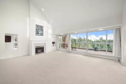 Breakfast Nook Photo of 1700 5615 Hampton Place, Vancouver, BC
