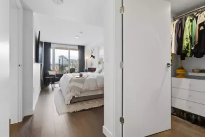 Aerial View of 2607 1111 Richards Street, Vancouver, BC