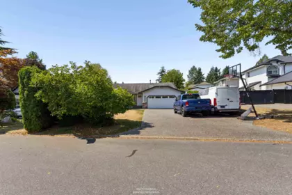 8673 149 Street, Surrey, BC, Surrey — Single Family Residence for sale