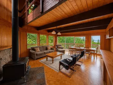Kitchen Island Photo of 456 Steward Drive, Galiano Island, BC