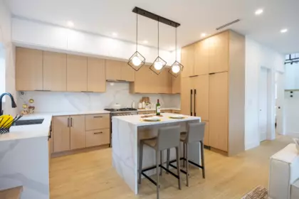 Breakfast Nook Photo of 3 7353 12th Avenue, Burnaby, BC