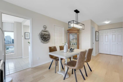 Breakfast Nook Photo of 1906 9603 Manchester Drive, Burnaby, BC