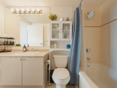 Guest Bathroom Photo of 1201 1277 Nelson Street, Vancouver, BC
