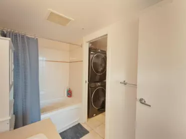 Powder Room Photo of 1201 1277 Nelson Street, Vancouver, BC