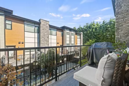 Outdoor Deck Photo of 11 33209 Cherry Avenue, Mission, BC