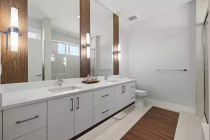 Powder Room Photo of 11 33209 Cherry Avenue, Mission, BC