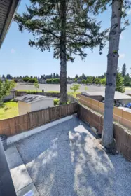 Garden / Landscaping Photo of 10925 Oriole Drive, Surrey, BC