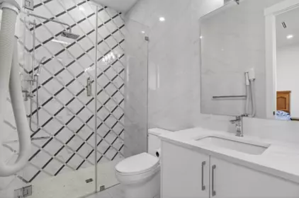 Hallway Photo of 10925 Oriole Drive, Surrey, BC