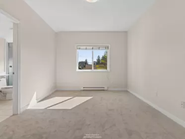 Mudroom Photo of 247 E 19th Street, North Vancouver, BC