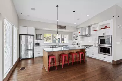 Hallway Photo of 202 16398 64 Avenue, Surrey, BC