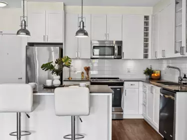 Kitchen Photo of 202 16398 64 Avenue, Surrey, BC