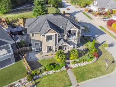 Garden / Landscaping Photo of 5950 Compass Lane, Sechelt, BC