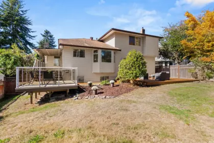 Hot Tub / Spa Photo of 832 165 Street, Surrey, BC