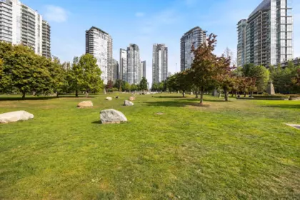 Hot Tub / Spa Photo of 609 501 Pacific Street, Vancouver, BC