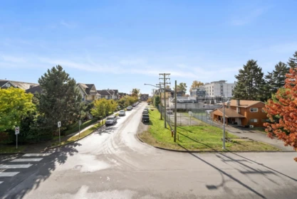 Hot Tub / Spa Photo of 7 6233 London Road, Richmond, BC