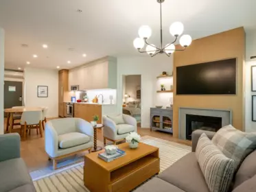 203 4365 Northlands Boulevard, Whistler, BC, Whistler — Apartment/Condo for sale