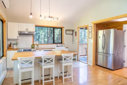 4318 Port Washington Road, Pender Island, BC, Pender island — Single Family Residence for sale