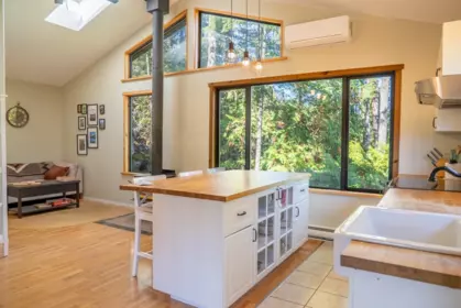 4318 Port Washington Road, Pender Island, BC, Pender island — Single Family Residence for sale
