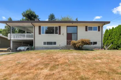 6965 Centennial Drive, Sardis, BC, Sardis — Single Family Residence for sale