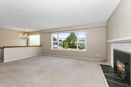 6965 Centennial Drive, Sardis, BC, Sardis — Single Family Residence for sale