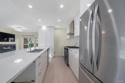 31 3595 Salal Drive, North Vancouver, BC, North vancouver — Townhouse for sale