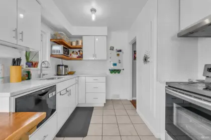 3015 E 26th Avenue, Vancouver, BC, Vancouver — Single Family Residence for sale