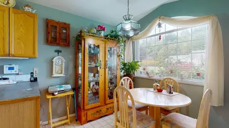 9 535 Shaw Road, Gibsons, BC, Gibsons — Single Family Residence for sale