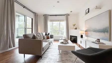 301 7655 Edmonds Street, Burnaby, BC, Burnaby — Apartment/Condo for sale