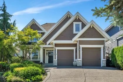 15566 37b Avenue, Surrey, BC, Surrey — Single Family Residence for sale