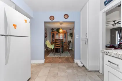10060 Brentwood Drive, Chilliwack, BC, Chilliwack — Single Family Residence for sale