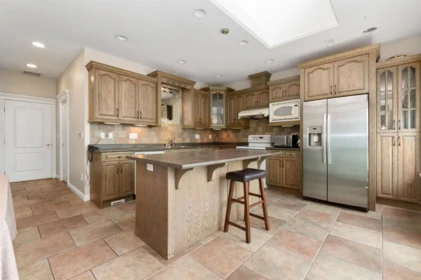 Hallway Photo of 8703 Upper Prairie Road, Chilliwack, BC
