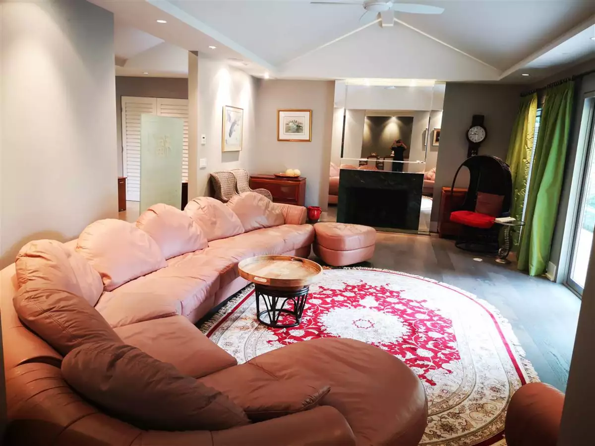 Kitchen Photo of 6187 Mackenzie Street, Vancouver, BC