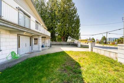 5210 Laurel Street, Burnaby, BC, Burnaby — Single Family Residence for sale