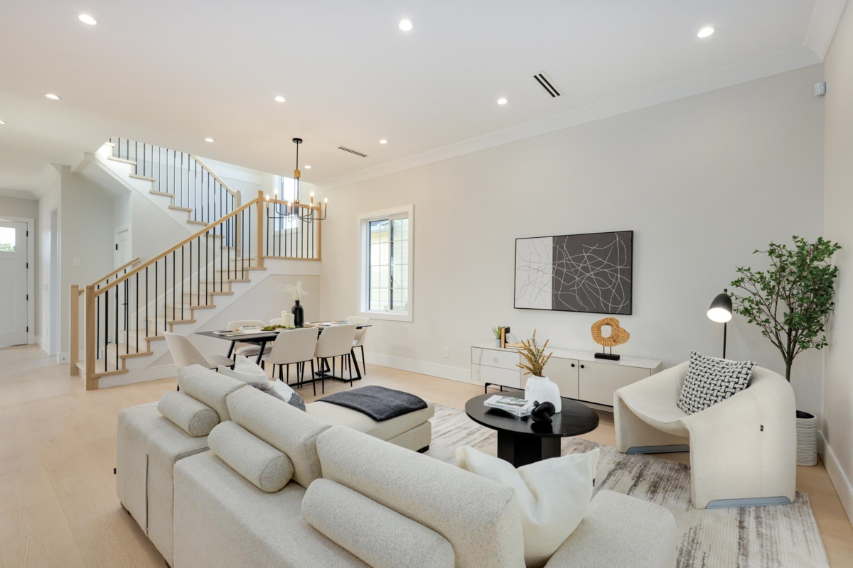 Kitchen Island Photo of 101 765 Edgar Avenue, Coquitlam, BC
