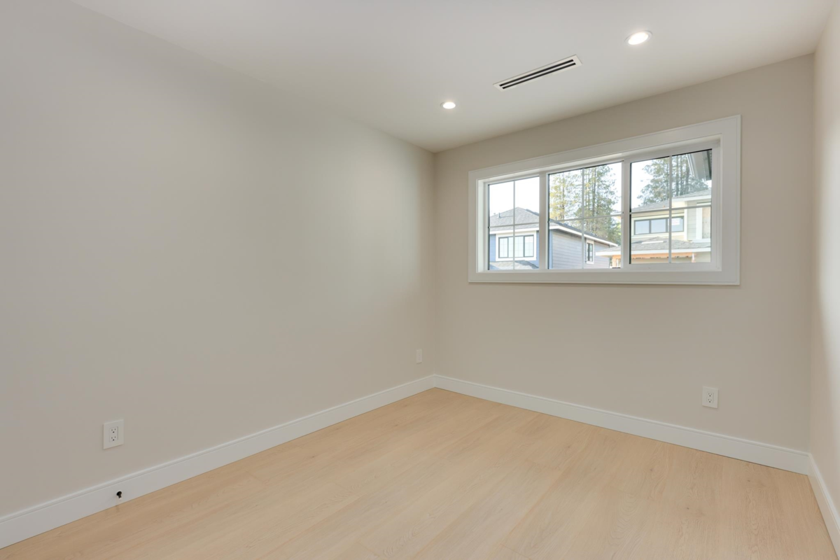 Mudroom Photo of 101 765 Edgar Avenue, Coquitlam, BC