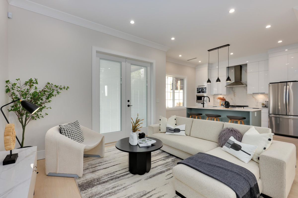 Pantry Photo of 101 765 Edgar Avenue, Coquitlam, BC