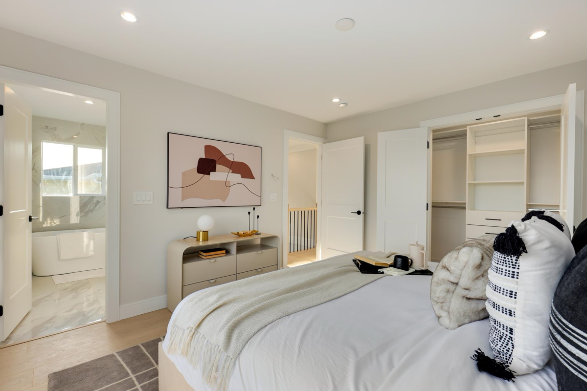 Powder Room Photo of 101 765 Edgar Avenue, Coquitlam, BC