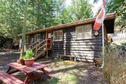 517 Abbott Road, Mayne Island, BC, Mayne Island — Single Family Residence for sale