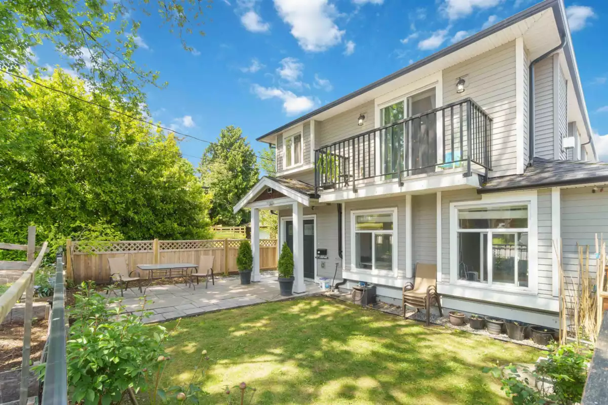 Living Room Photo of 5703 Woodsworth Street, Burnaby, BC