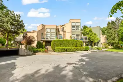 202 22277 122 Avenue, Maple Ridge, BC, Maple Ridge — Apartment/Condo for sale
