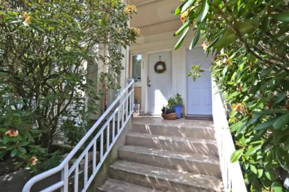 218 2545 W Broadway, Vancouver, BC, Vancouver — Townhouse for sale