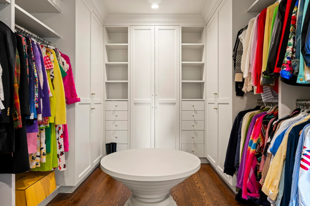 Mudroom Photo of 1075 Groveland Road, West Vancouver, BC