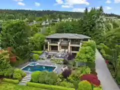 1075 Groveland Road, West Vancouver, BC