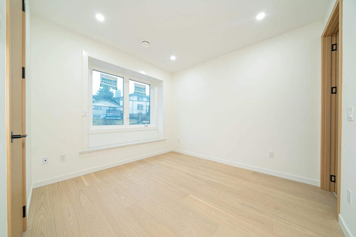 Garage Interior Photo of 2 5091 Buxton Street, Burnaby, BC