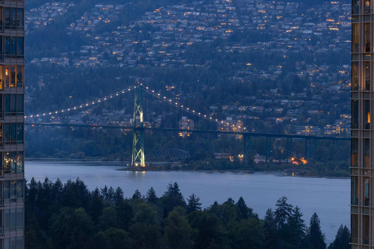 Hot Tub / Spa Photo of 3006 838 W Hastings Street, Vancouver, BC
